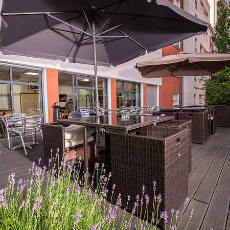 Apparthotel Privilodges Lyon Lumiere-3